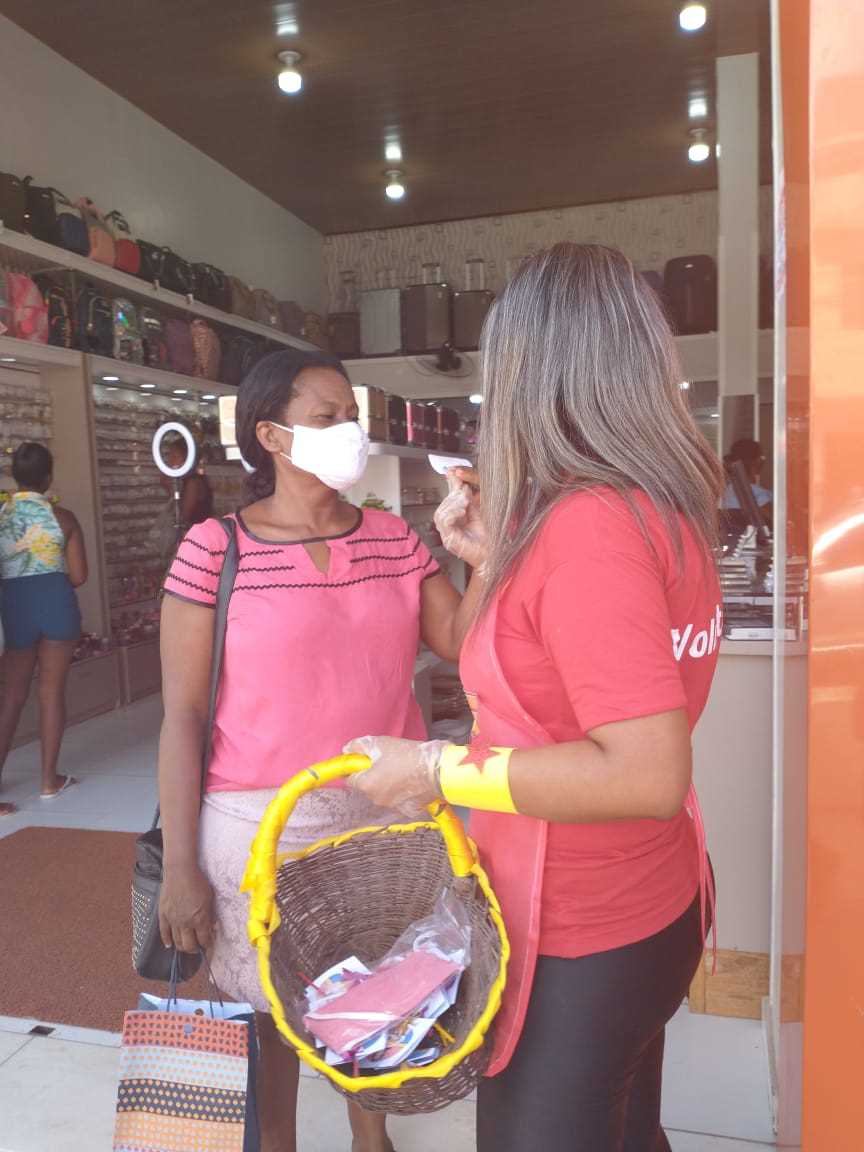 Camacã: Secretaria de Assistência Social comemora o Dia Internacional da Mulher com mensagens de conscientização e distribuição de lembranças.
